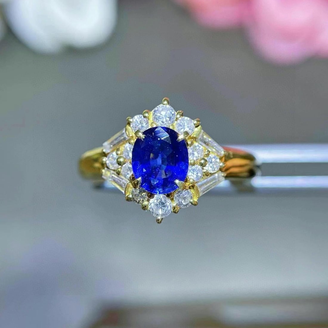 14k Gold 1.29 Ctw Natural Sapphire & Diamond Ring: Ref:230944227 // gold content:14k gold // ring size:7. 25us // // main gemstone:sapphire // shape:oval // carat weight:0. 81ct // color:royal blue // treatment:natural // // adjacent gemstone 2 :