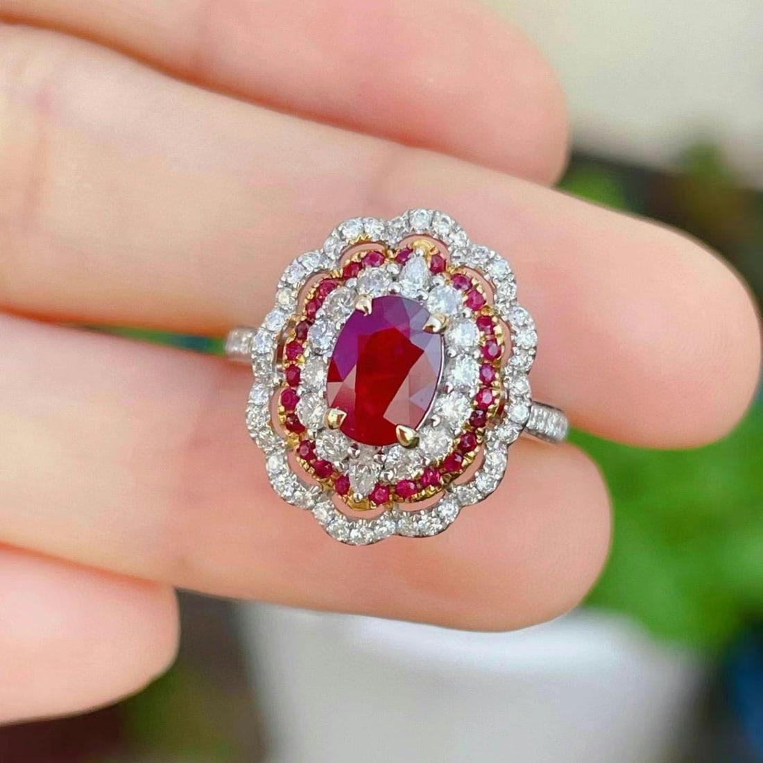 14k Gold 1.77 Ctw Natural Ruby & Diamond Ring - 3