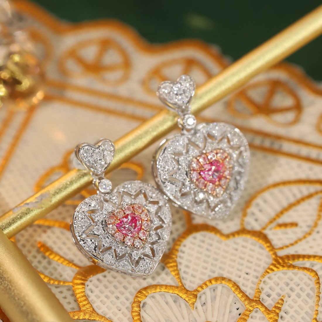 14k Gold 0.80 Ctw Natural Pink Diamond & Diamond Earrings - 3