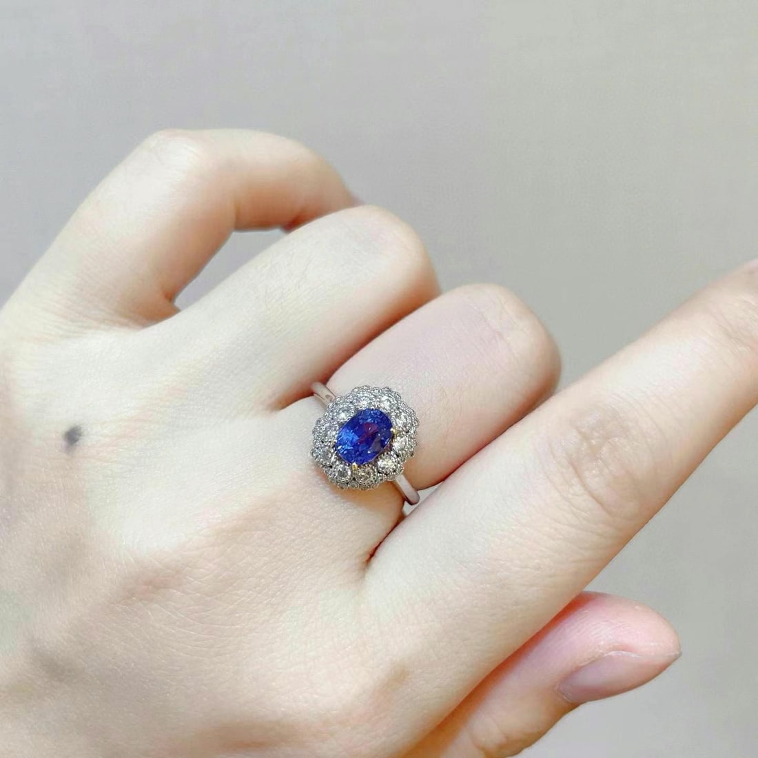 14k Gold 1.58 Ctw Natural Sapphire & Diamond Ring - 6