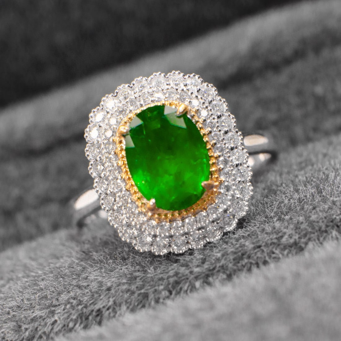 14k Gold 1.63 Ctw Vivid Green Natural Emerald & Diamond Ring - 3