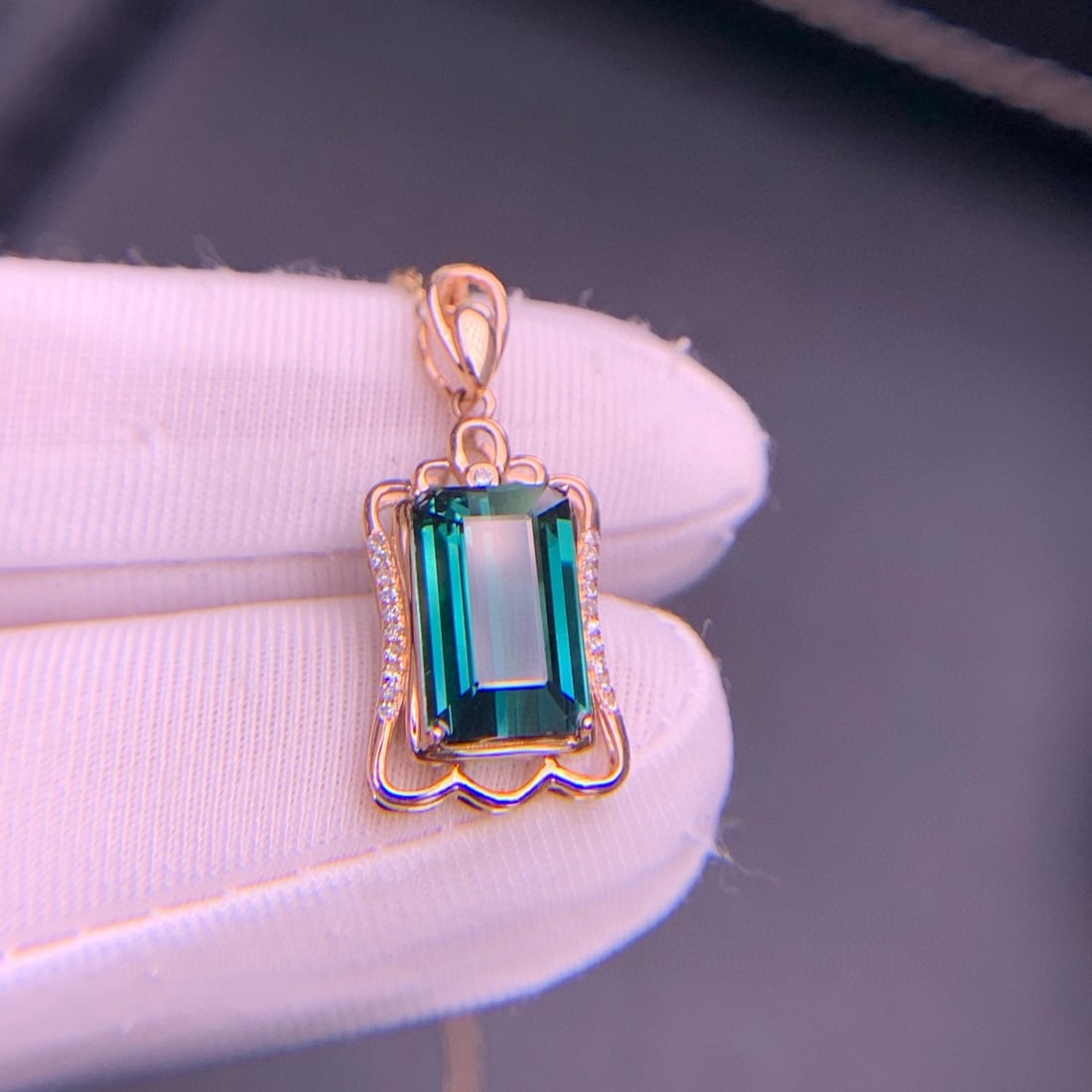 14k Gold 3.3 Ct Natural Tourmaline & Diamond Pendant( Without Chain ) - 3