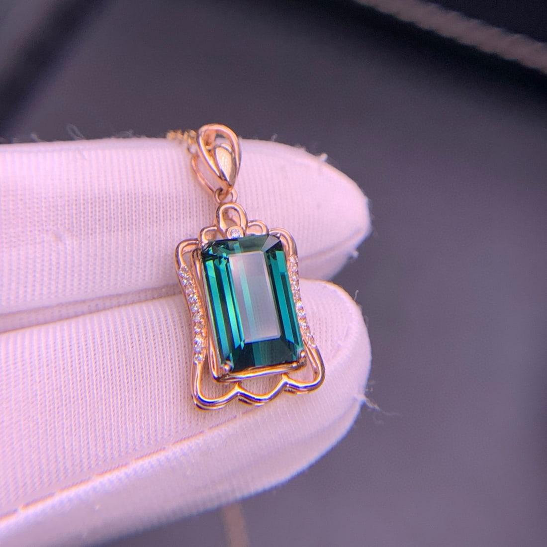 14k Gold 3.3 Ct Natural Tourmaline & Diamond Pendant( Without Chain ) - 4