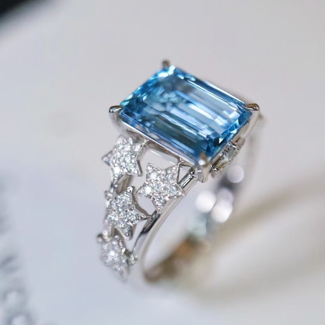 14k Gold 2.19 Ctw Natural Aquamarine & Diamond Ring - 2