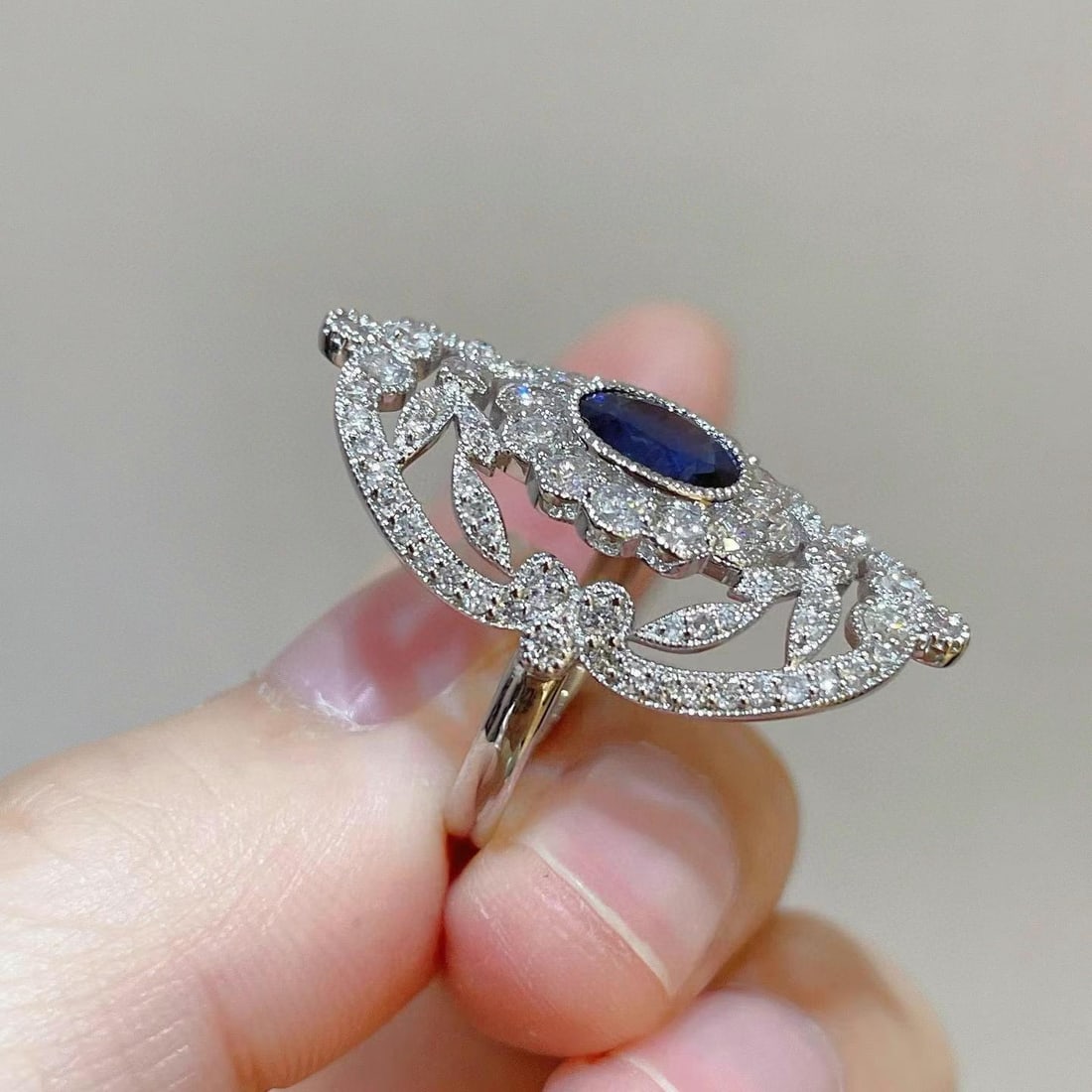 14k Gold 2.27 Ctw Natural Sapphire & Diamond Ring - 4