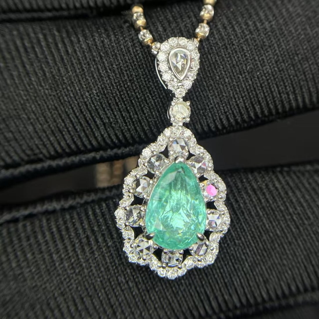 14k Gold 2.11 Ctw Natural Paraiba Tourmaline & Diamond Pendant( Without Chain ): Ref:230944289 // gold content:14k gold // main gemstone:paraiba tourmaline // shape:pear // carat weight:1. 44ct // color:green // treatment:natural // // adjacent gemstone 2 : diamond // shape:round