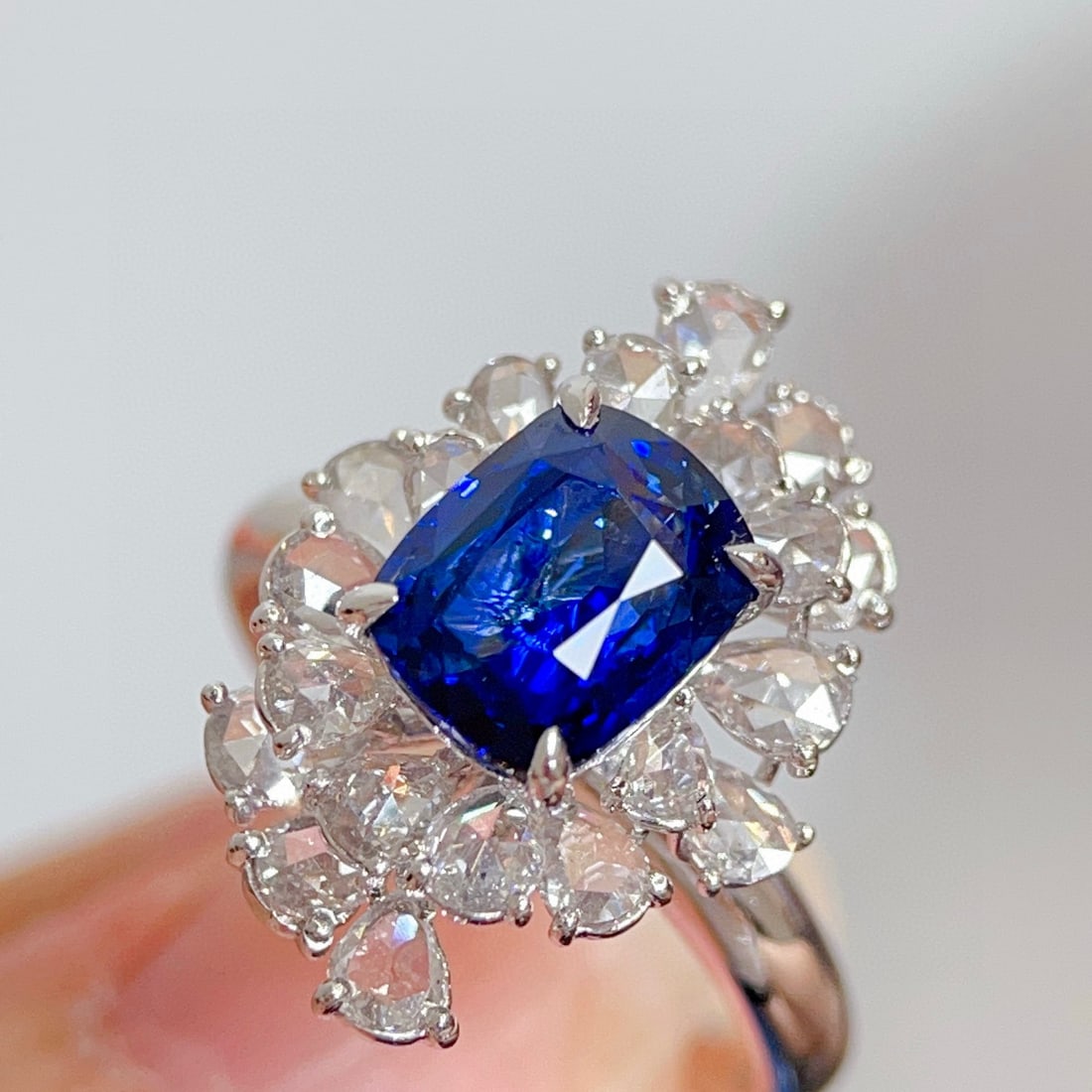 14k Gold 4.31 Ctw Natural Sapphire & Diamond Ring - 5