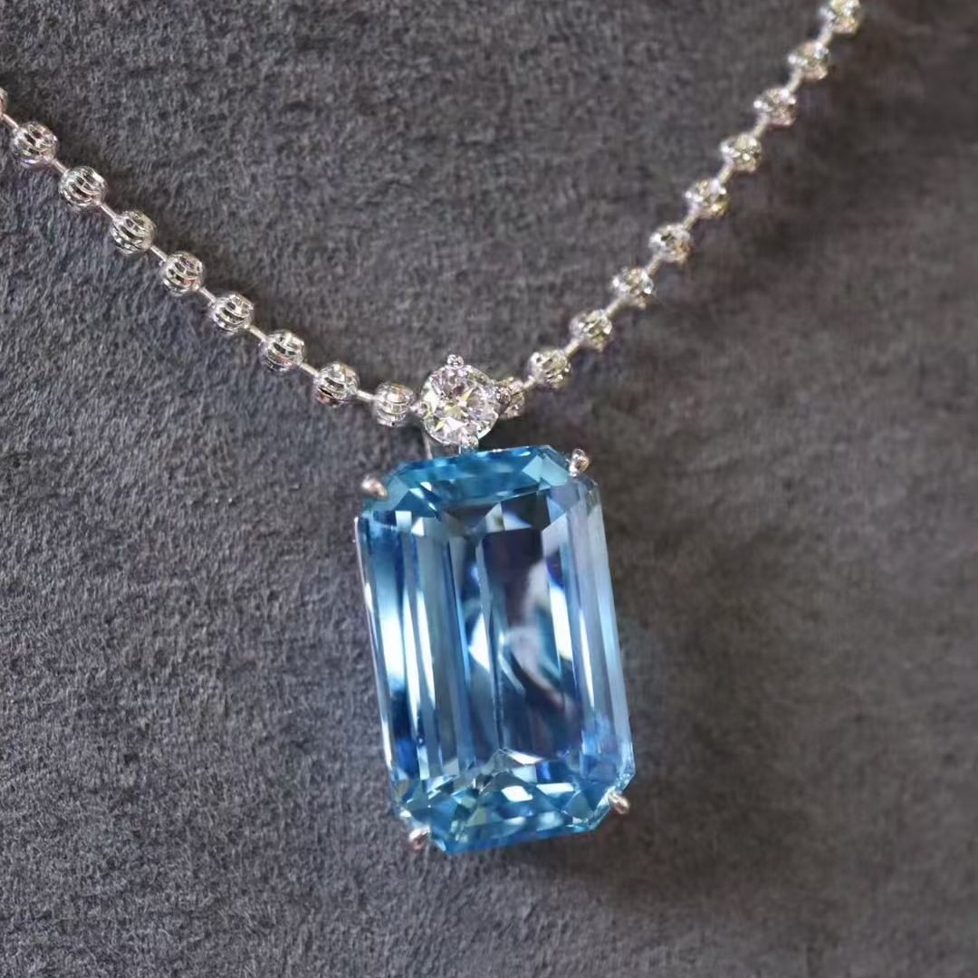 14k Gold 6.25 Ctw Natural Aquamarine & Diamond Pendant( Without Chain ) - 4