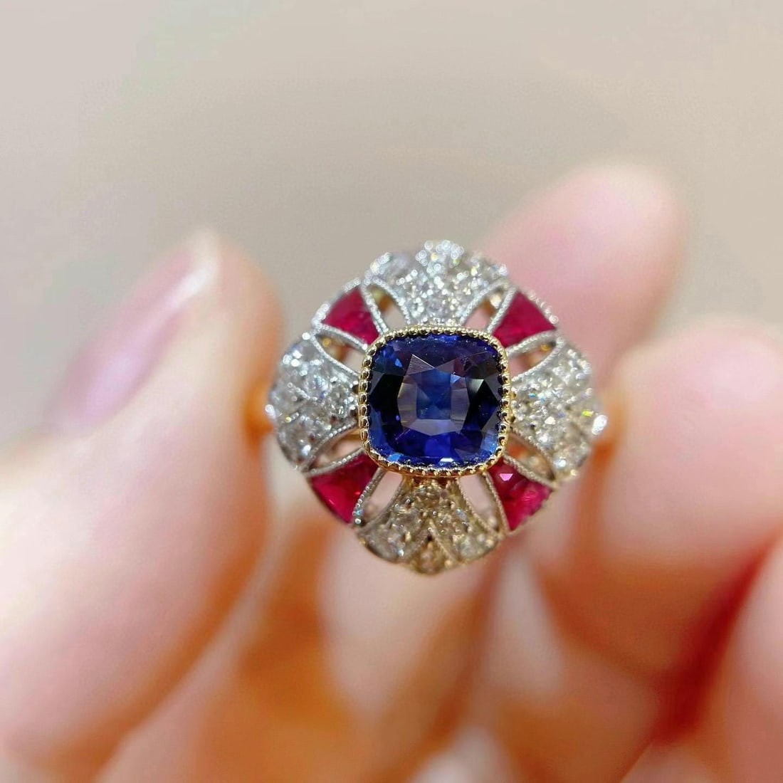 14k Gold 1.78 Ctw Natural Sapphire & Ruby Ring: Ref:230944313 // gold content:14k gold // ring size:7. 25us // // main gemstone:sapphire // shape:cushion // carat weight:0. 88ct // color:blue // treatment:natural // // adjacent gemstone 2 :