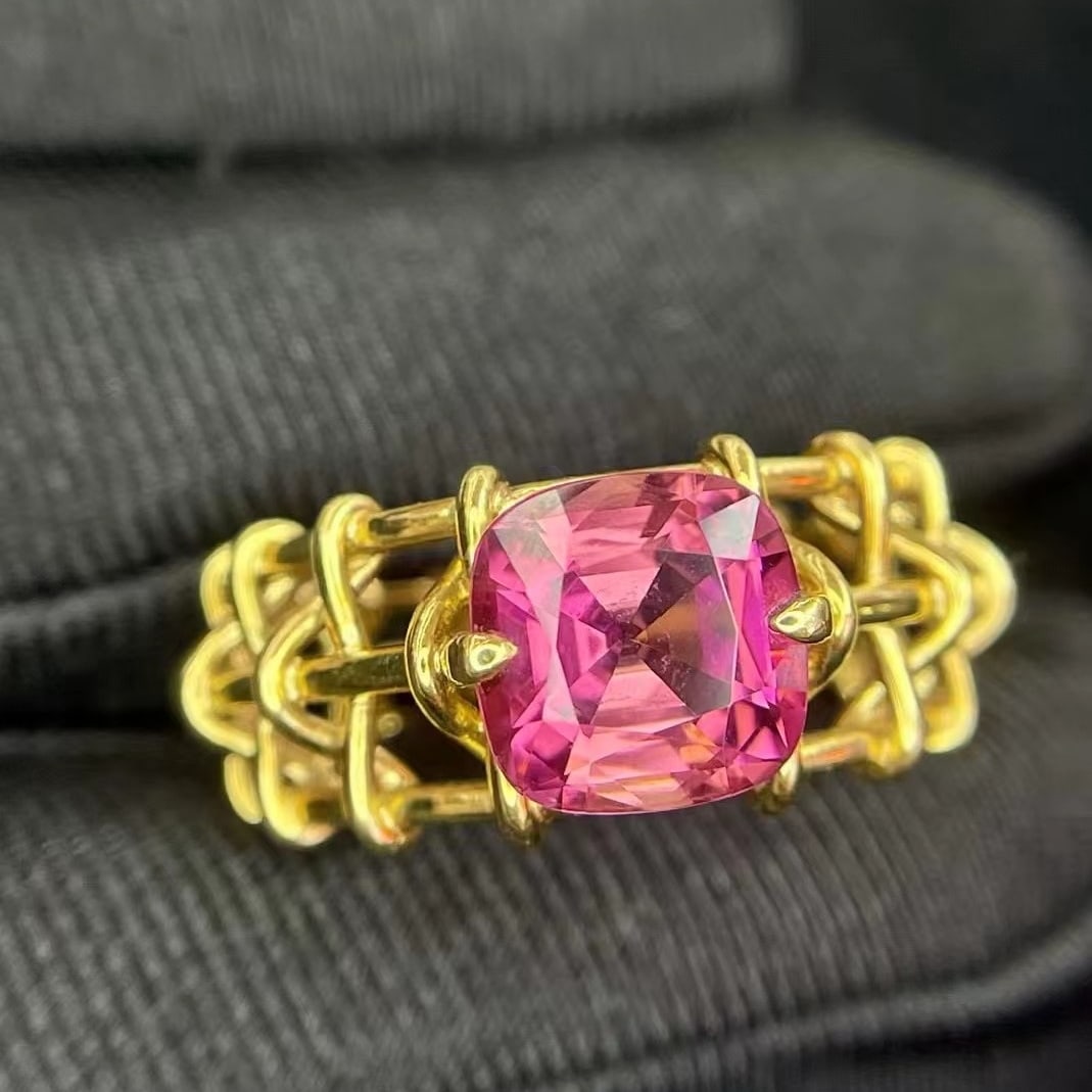 14k Gold 2.67 Ct Natural Tourmaline Ring: Ref:230944317 // gold content:14k gold // ring size:7. 25us // // main gemstone:tourmaline // shape:cushion // carat weight:2. 67ct // color:pink // treatment:natural // Condition: NewLow Estimate: