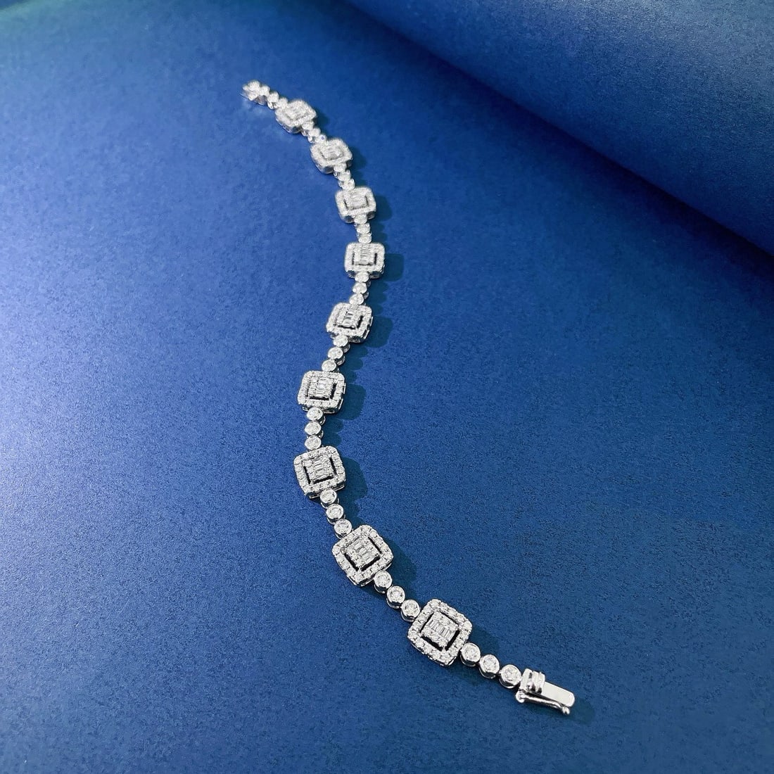 14k Gold 2.86 Ctw Natural H Diamond Bracelet - 4