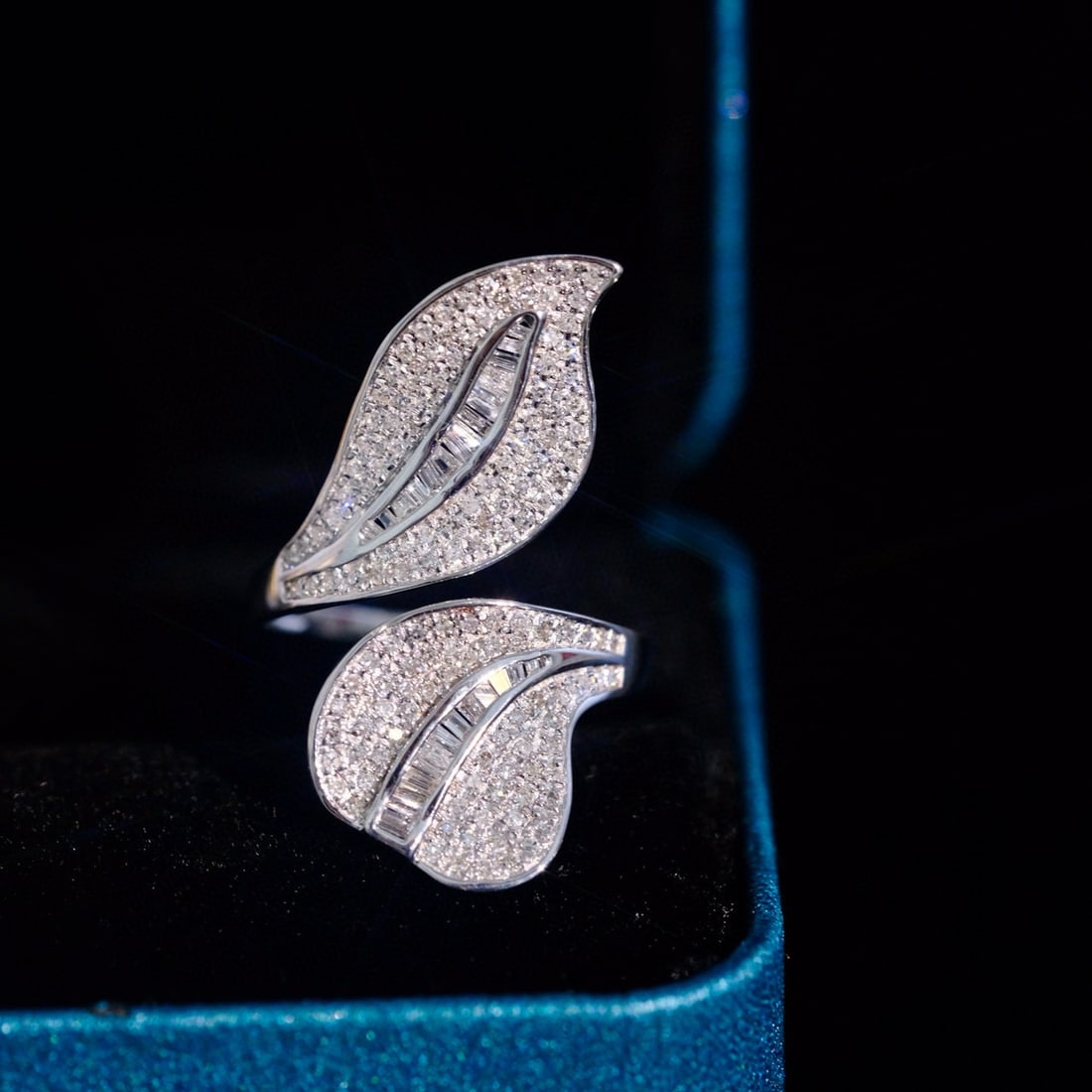 14k Gold 0.73 Ct Natural H Diamond Ring: Ref:230944336 // gold content:14k gold // ring size:7. 25us // // main gemstone:diamond // shape:multiply // carat weight:0. 73ct // clarity grade:vs-si // color:h // treatment:natural // Condition: