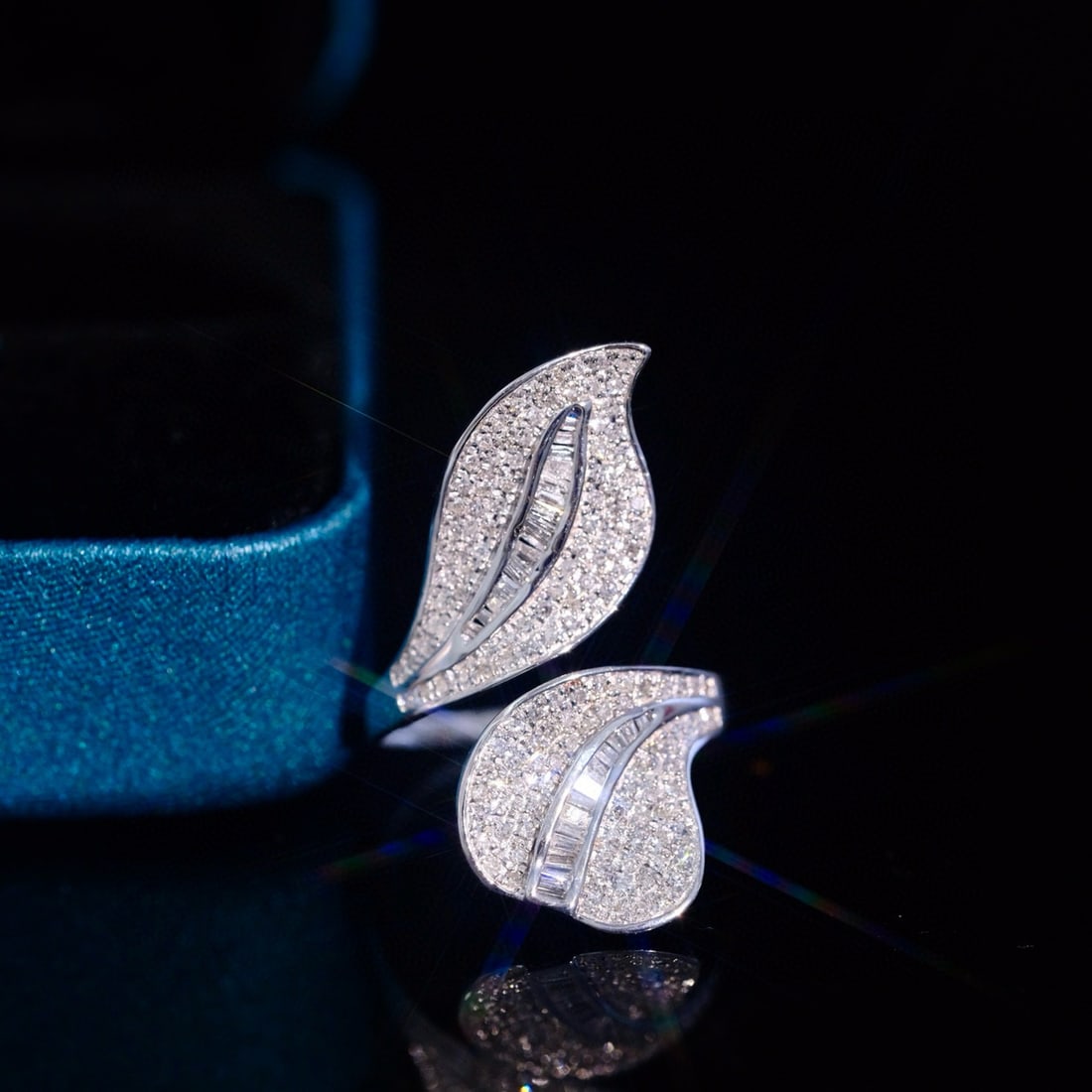 14k Gold 0.73 Ct Natural H Diamond Ring - 3