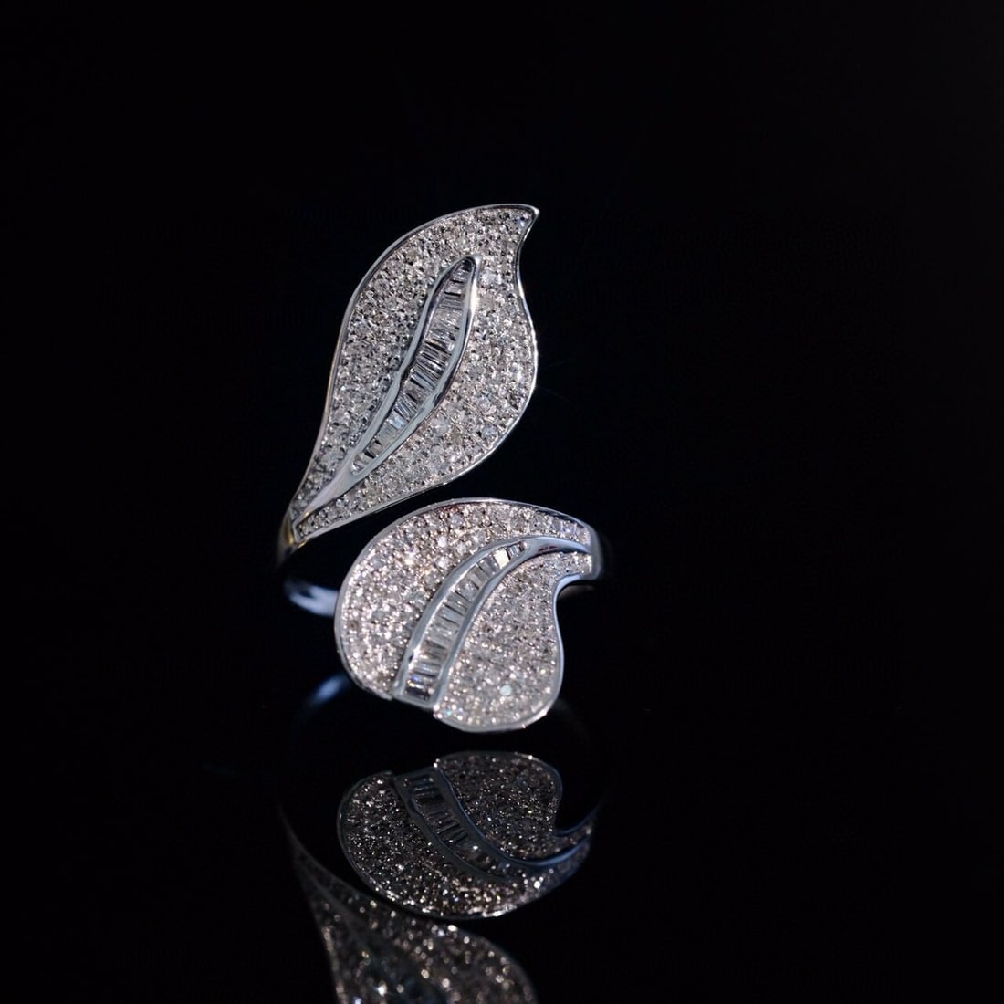 14k Gold 0.73 Ct Natural H Diamond Ring - 6