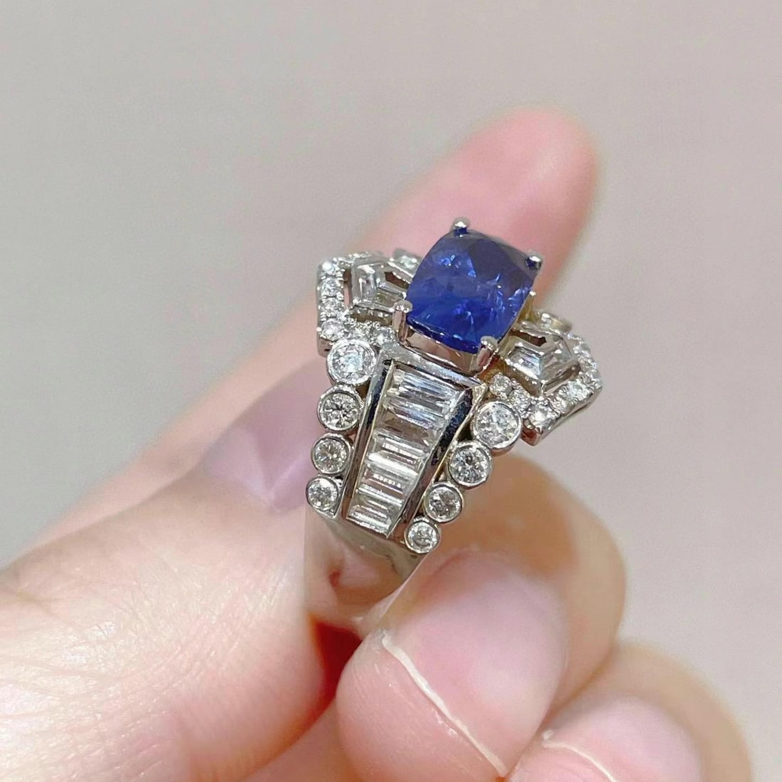 14k Gold 3.92 Ctw Natural Sapphire & Sapphire Ring - 4