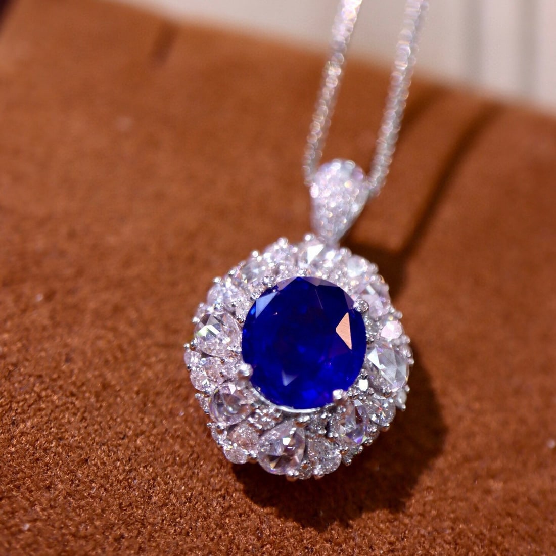 14k Gold 4.10 Ctw Vivid Blue Natural Sapphire & Diamond Ring/pendant( Without Chain ) - 7