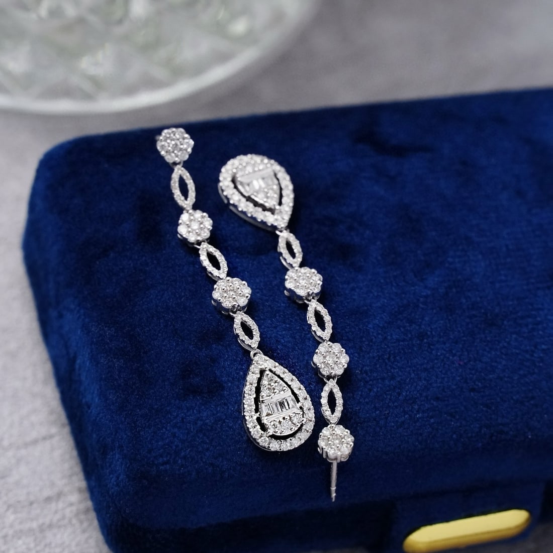 14k Gold 1.3 Ct Natural H Diamond Earrings - 2