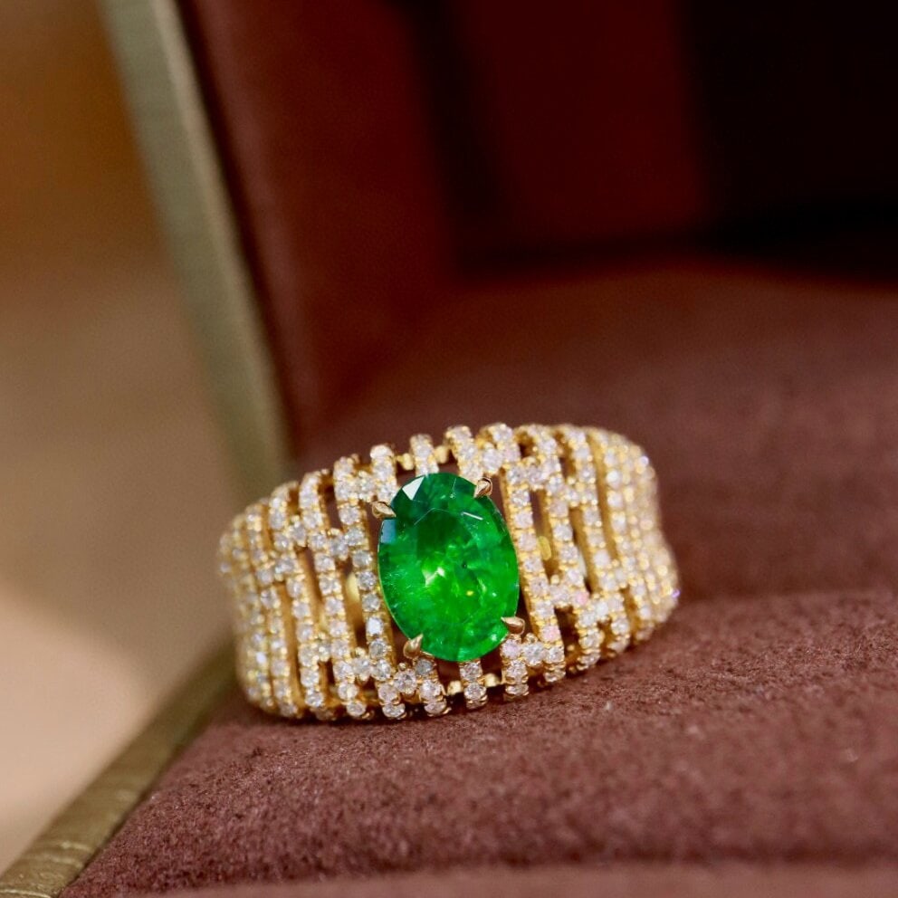 14k Gold 1.63 Ctw Vivid Green Natural Emerald & Diamond Ring (1 of 9)