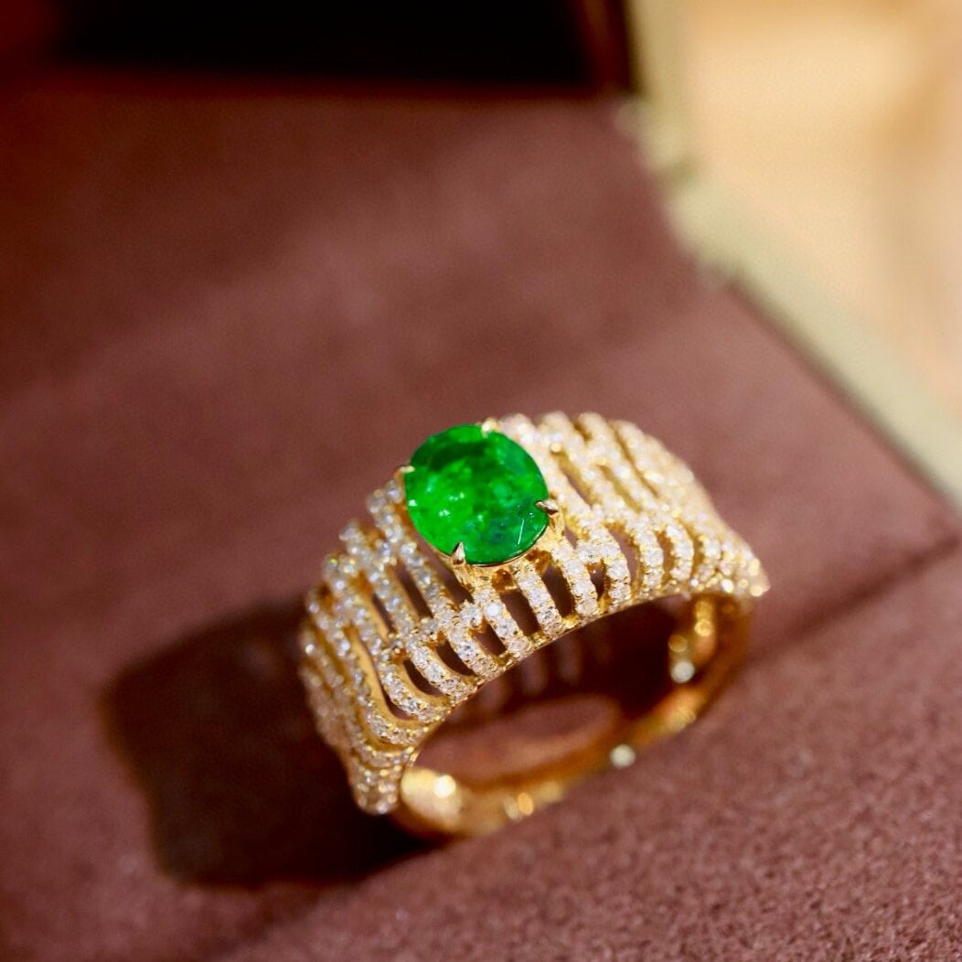 14k Gold 1.63 Ctw Vivid Green Natural Emerald & Diamond Ring - 3