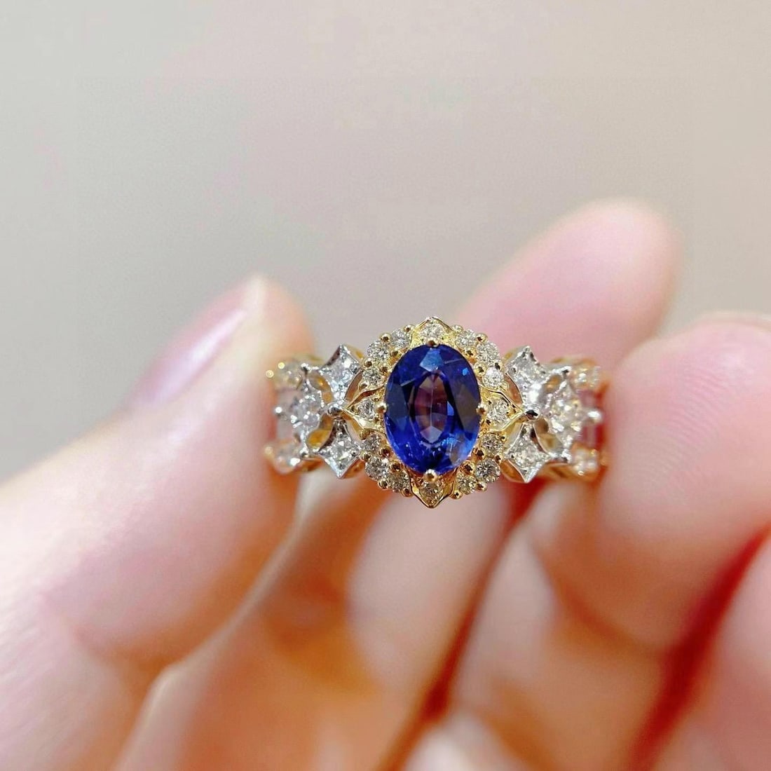 14k Gold 1.44 Ctw Natural Sapphire & Diamond Ring (1 of 7)