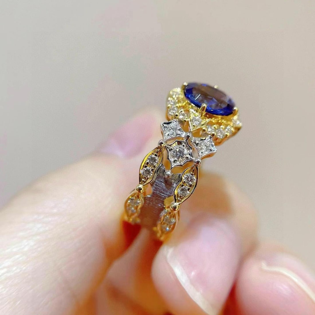 14k Gold 1.44 Ctw Natural Sapphire & Diamond Ring - 4