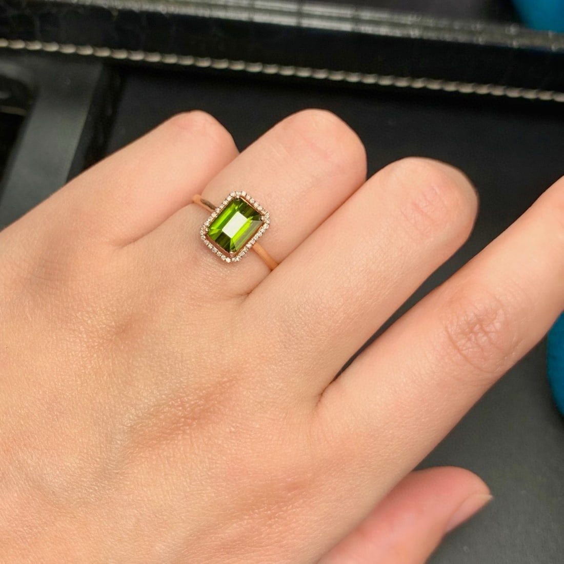 14k Gold 2.1 Ct Natural Tourmaline & Diamond Ring - 6