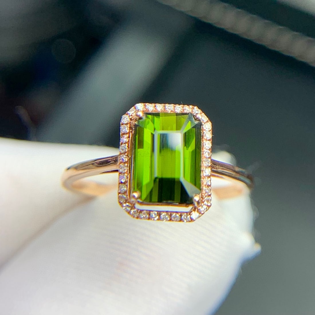 14k Gold 2.1 Ct Natural Tourmaline & Diamond Ring - 7