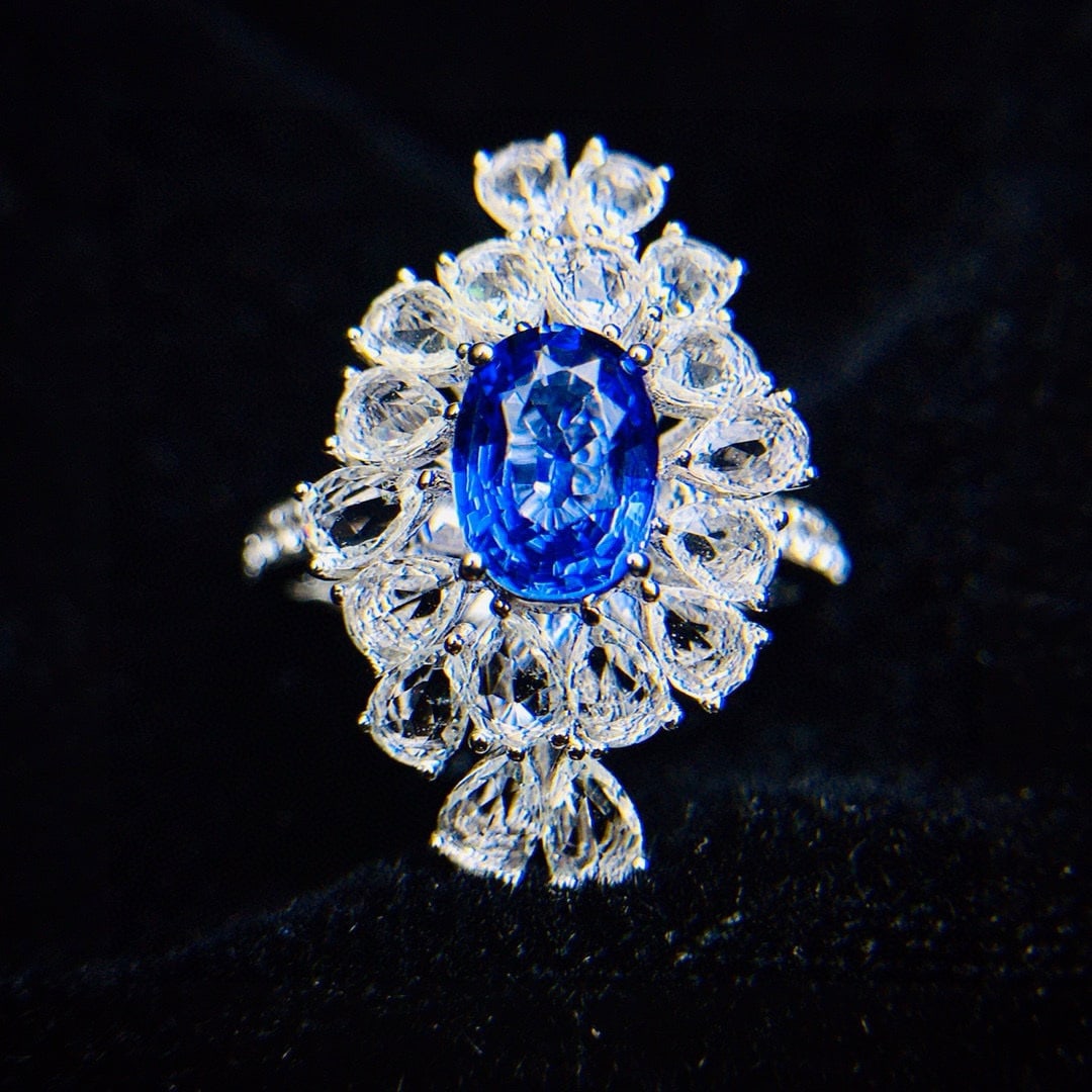 14k Gold 2.93 Ctw Natural Sapphire & Sapphire Ring: Ref:230944393 // gold content:14k gold // ring size:7. 25us // // main gemstone:sapphire // shape:oval // carat weight:1. 1ct // color:blue // treatment:natural // // adjacent gemstone 2 :