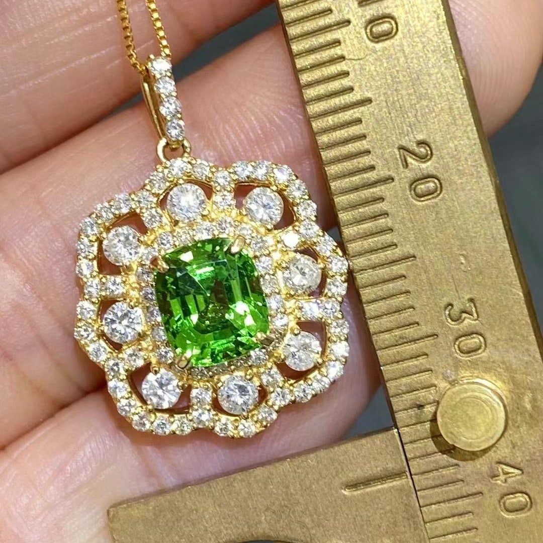 14k Gold 3.20 Ctw Natural Tsavorite & Diamond Pendant( Without Chain ) - 4
