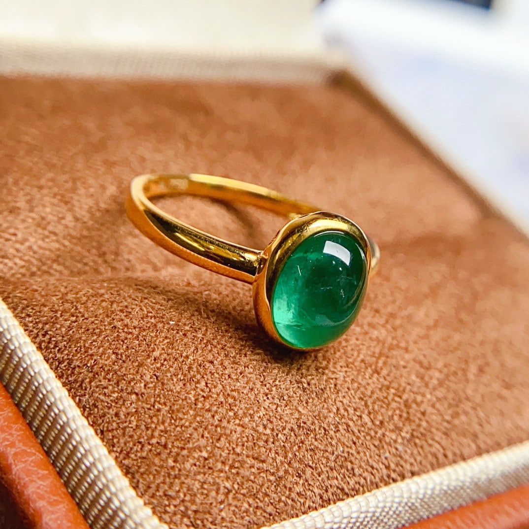 14k Gold 1.9 Ct Natural Emerald Ring - 6