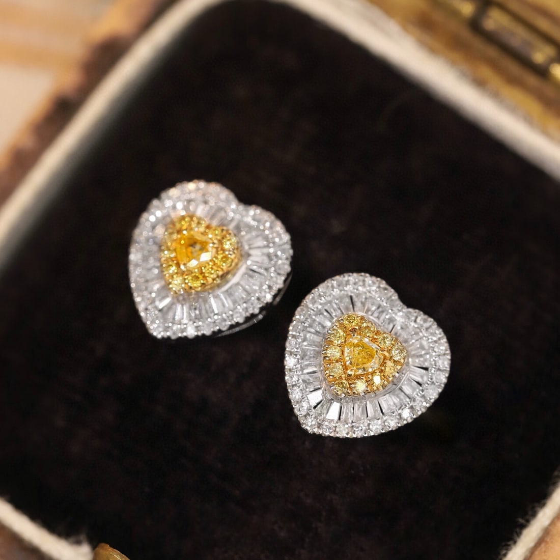 14k Gold 0.50 Ct Natural Color Diamond Earrings - 2