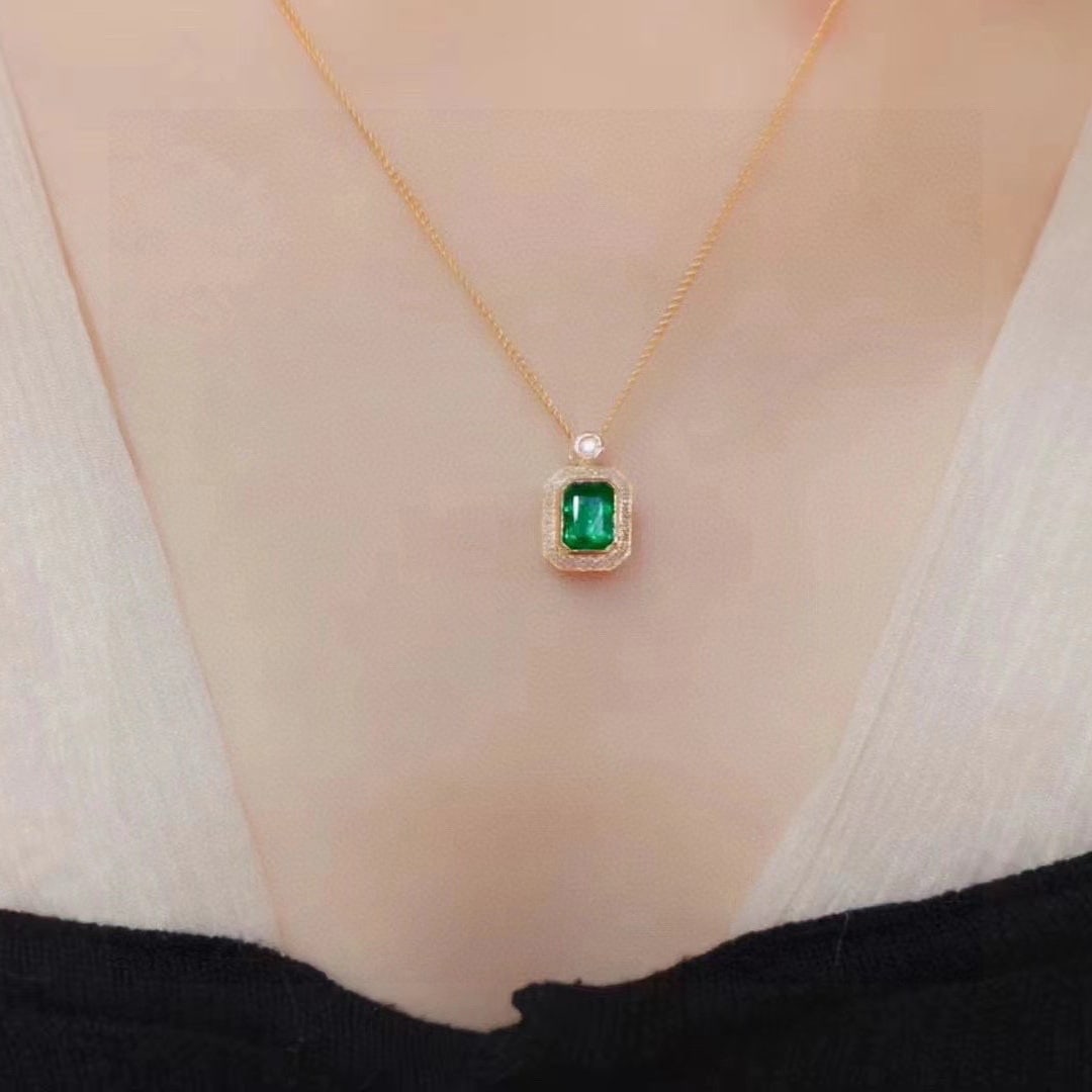 14k Gold 1.11 Ctw Vivid Green Natural Emerald & Diamond Pendant( Without Chain ) - 4