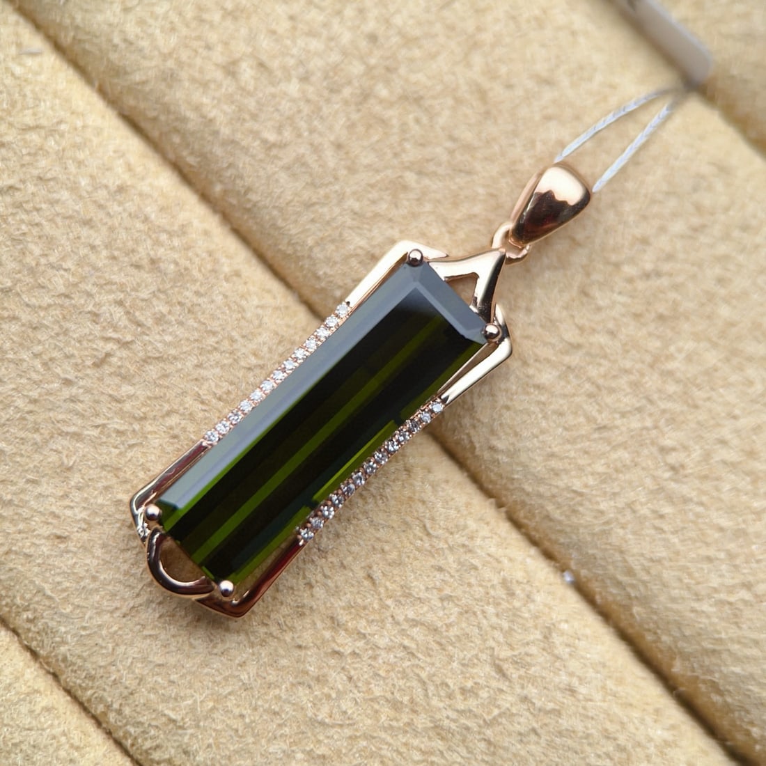 14k Gold 6.98 Ctw Natural Tourmaline & Diamond Pendant( Without Chain ) - 4