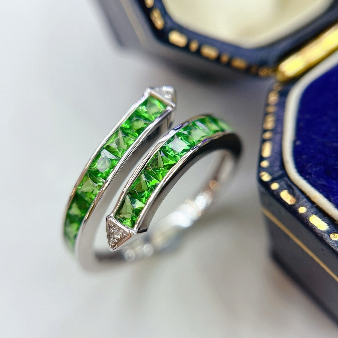 14k Gold 1.80 Ct Natural Tsavorite & Diamond Ring - 3