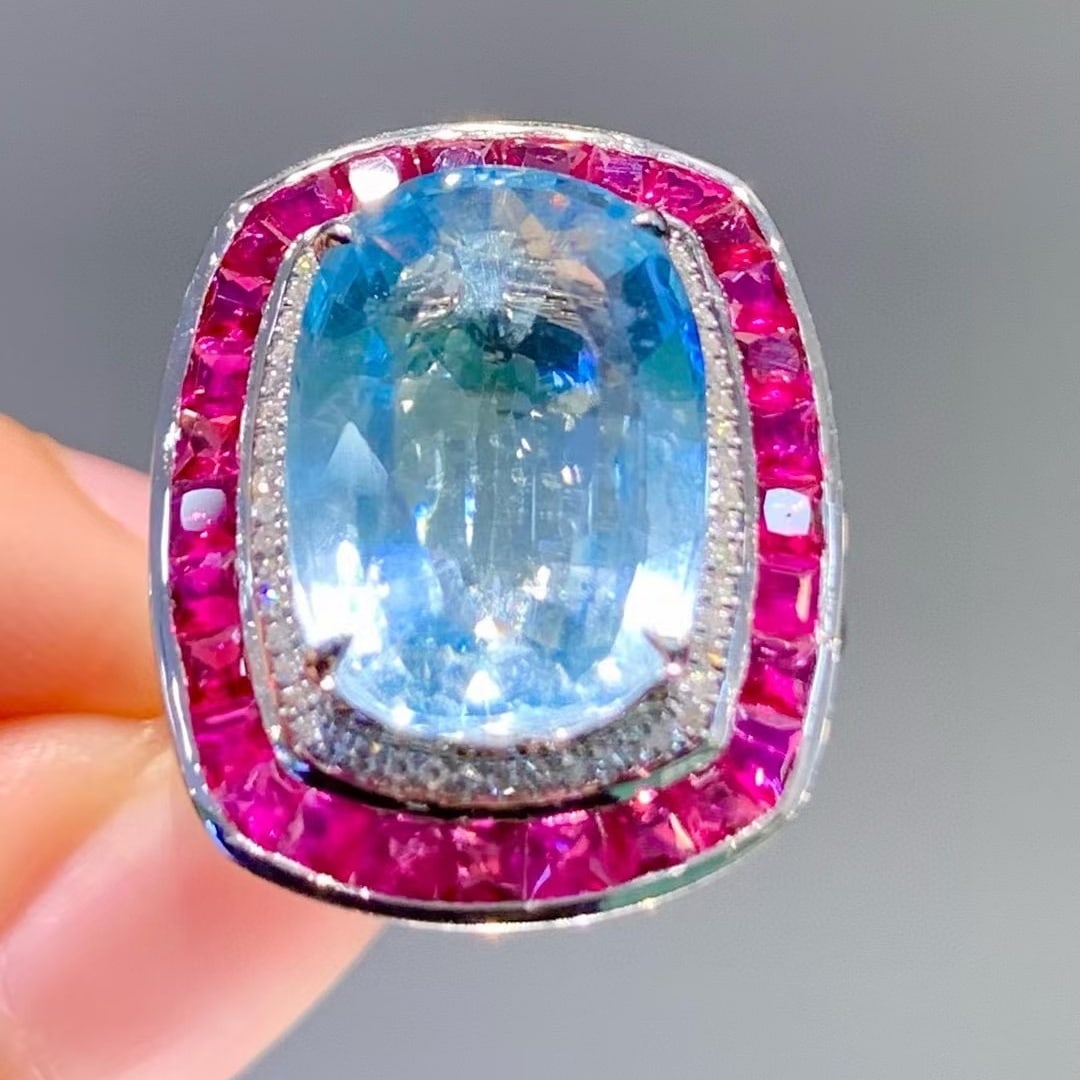 14k Gold 8.55 Ct Natural Aquamarine & Diamond & Ruby Ring - 3