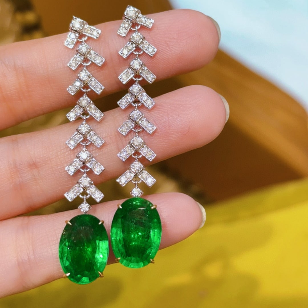 14k Gold 10.88 Ct Vivid Green Natural Emerald & Diamond Earrings - 8
