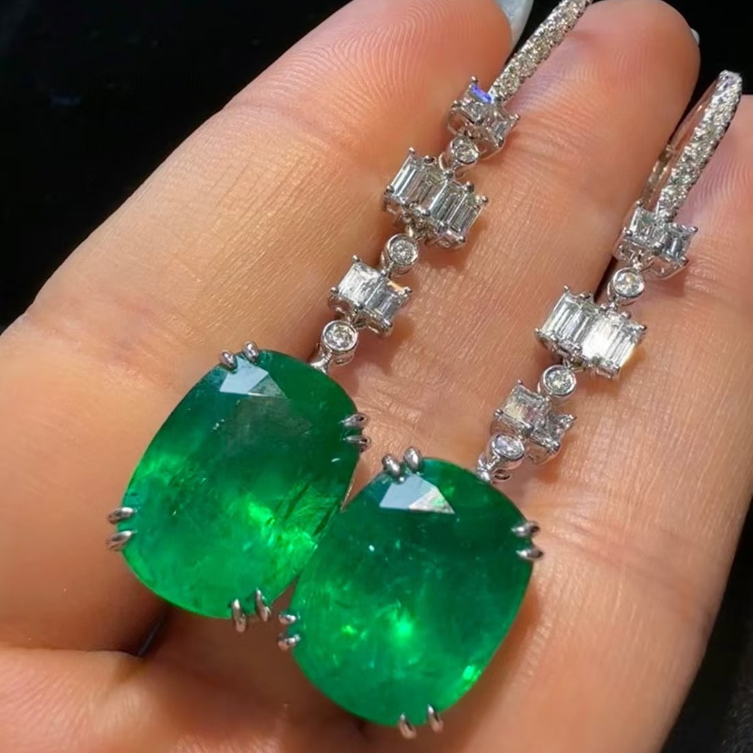 14k Gold 16.74 Ctw Natural Emerald & Diamond Earrings - 2