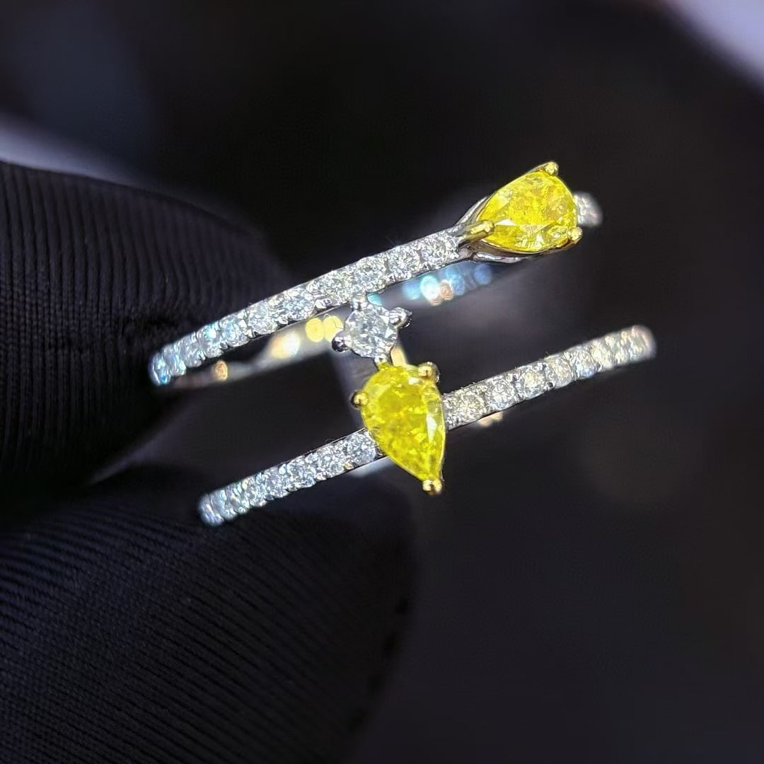 14k Gold 0.4 Ct Natural Yellow Diamond & Diamond Ring - 3