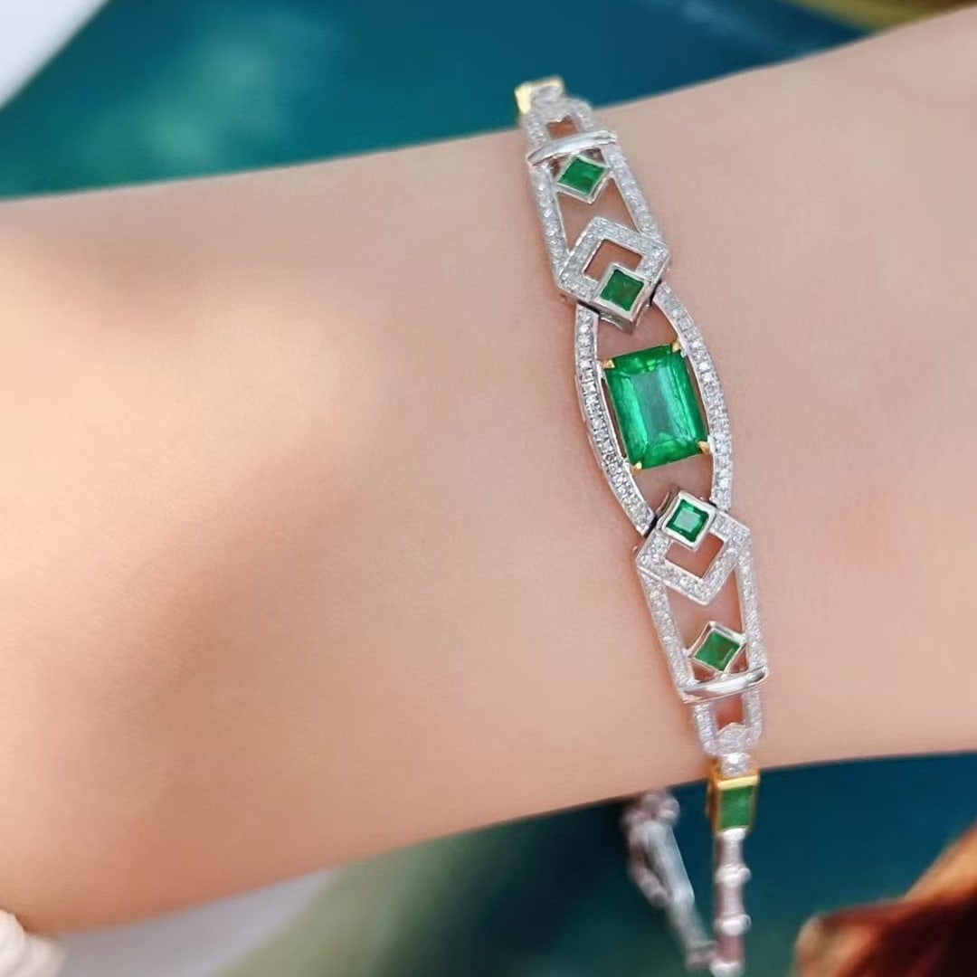 14k Gold 2.15 Ct Natural Emerald & Diamond Bracelet - 5