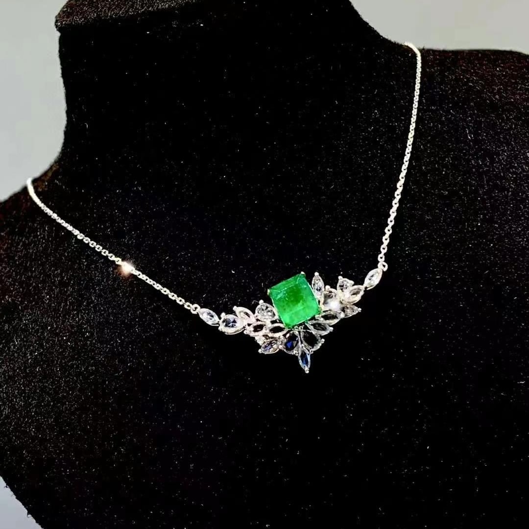 14k Gold 1.35 Ct Natural Emerald & Sapphire Necklace - 3