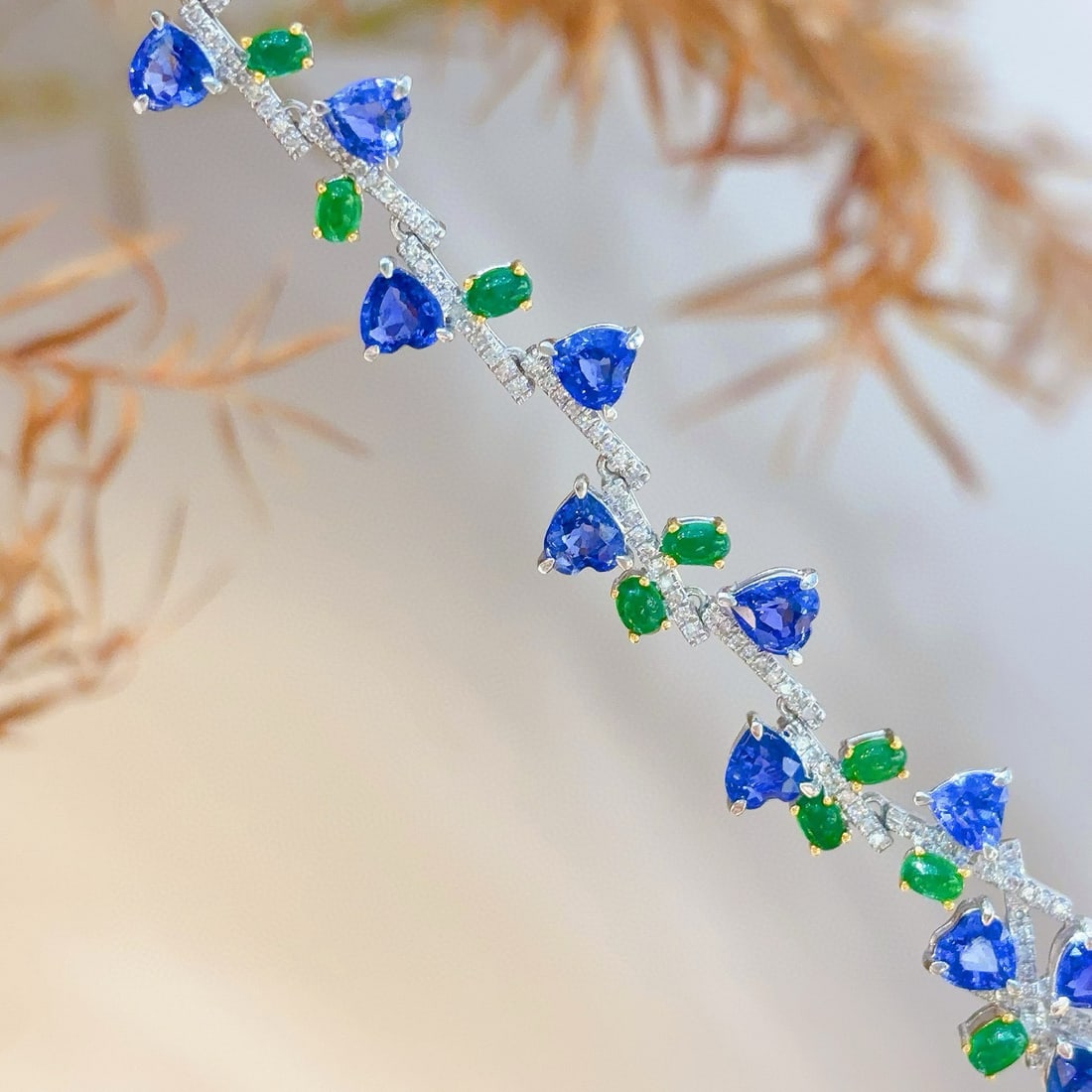 14k Gold 7.5 Ct Natural Sapphire & Emerald & Diamond Bracelet - 2