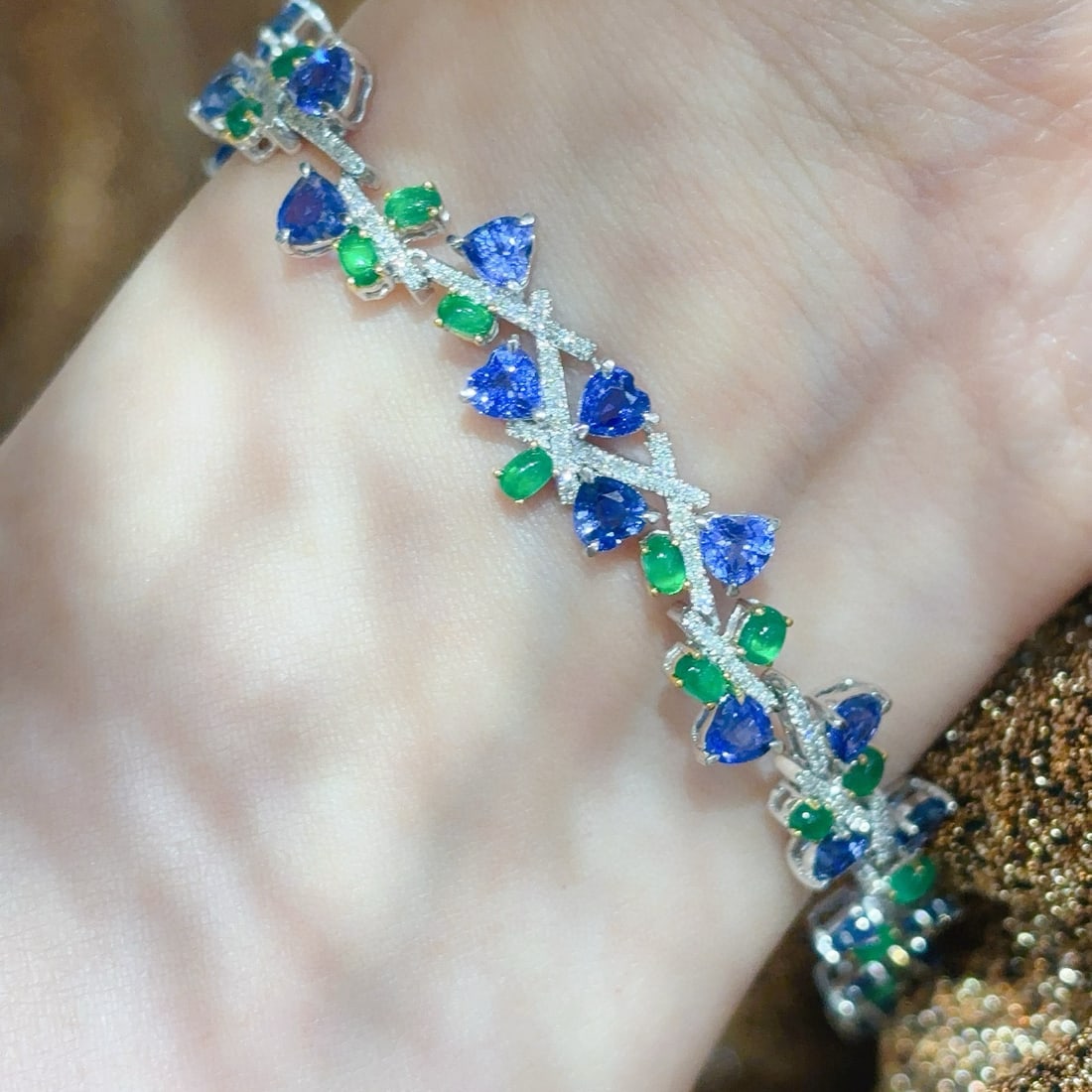 14k Gold 7.5 Ct Natural Sapphire & Emerald & Diamond Bracelet - 5