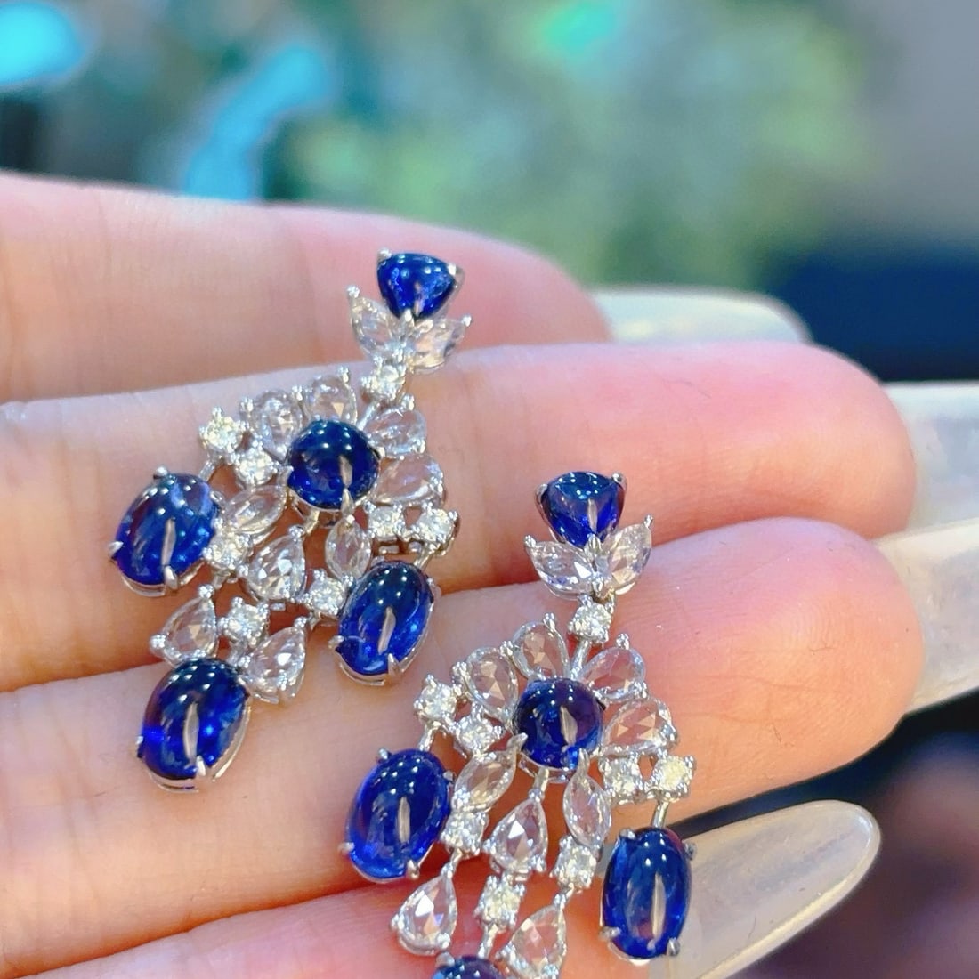 14k Gold 6.1 Ct Natural Sapphire & Sapphire & Diamond Earrings - 3