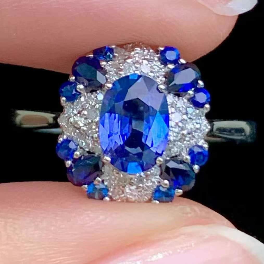 14k Gold 1.6 Ct Natural Sapphire & Diamond & Sapphire Ring - 3