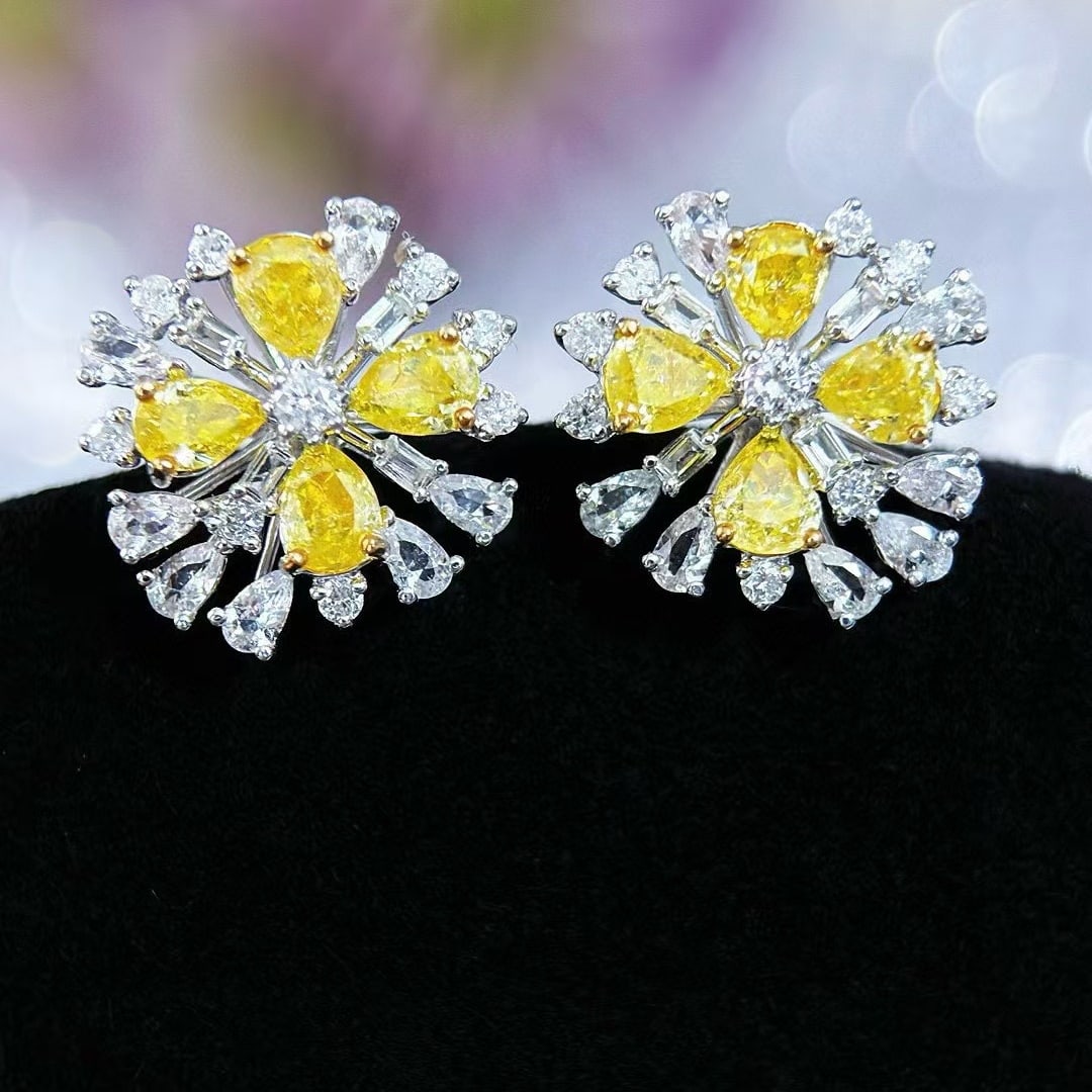 14k Gold 1 Ct Natural Yellow Diamond & Sapphire & Diamond Earrings: Ref:230945089 // gold content:14k gold // main gemstone:yellow diamond // shape:pear // carat weight:1ct // color:yellow // treatment:natural // // adjacent gemstone 2 : sapphire // shape:pear // colo