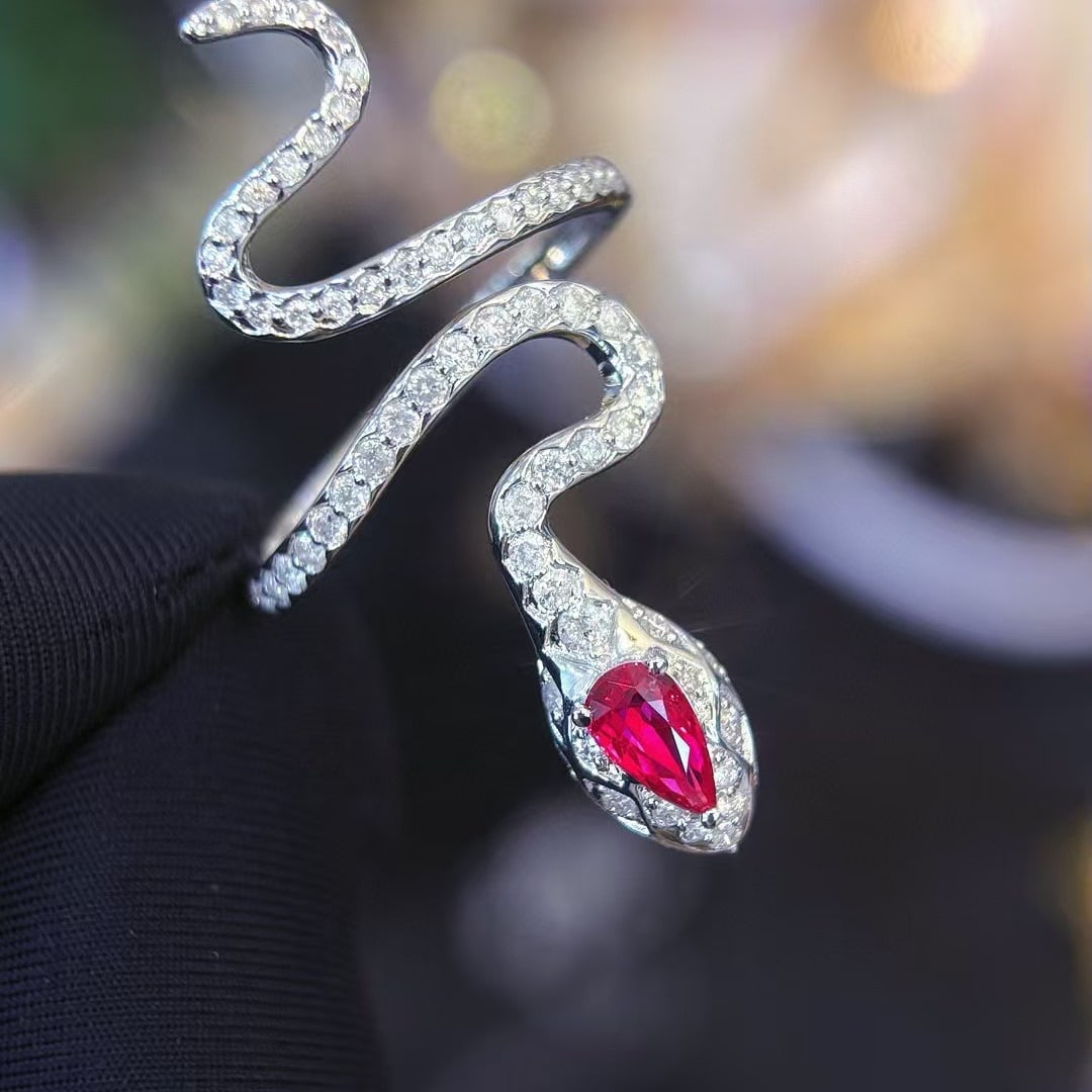 14k Gold 0.45 Ct Natural Ruby & Diamond Ring: Ref:230945092 // gold content:14k gold // ring size:7. 25us // // main gemstone:ruby // shape:pear // carat weight:0. 45ct // color:red // treatment:natural // // adjacent gemstone 2 : diamond // shap