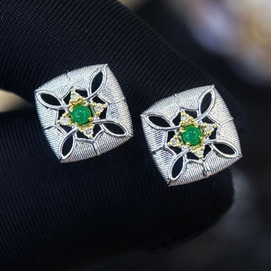 14k Gold 0.1 Ct Vivid Green Natural Emerald & Diamond Earrings - 2