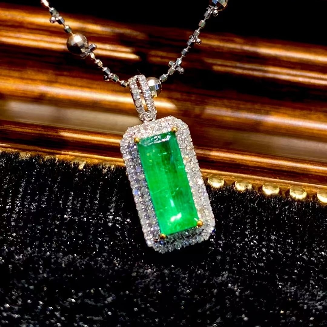 14k Gold 1.05 Ct Natural Emerald & Diamond Pendant( Without Chain ) - 5