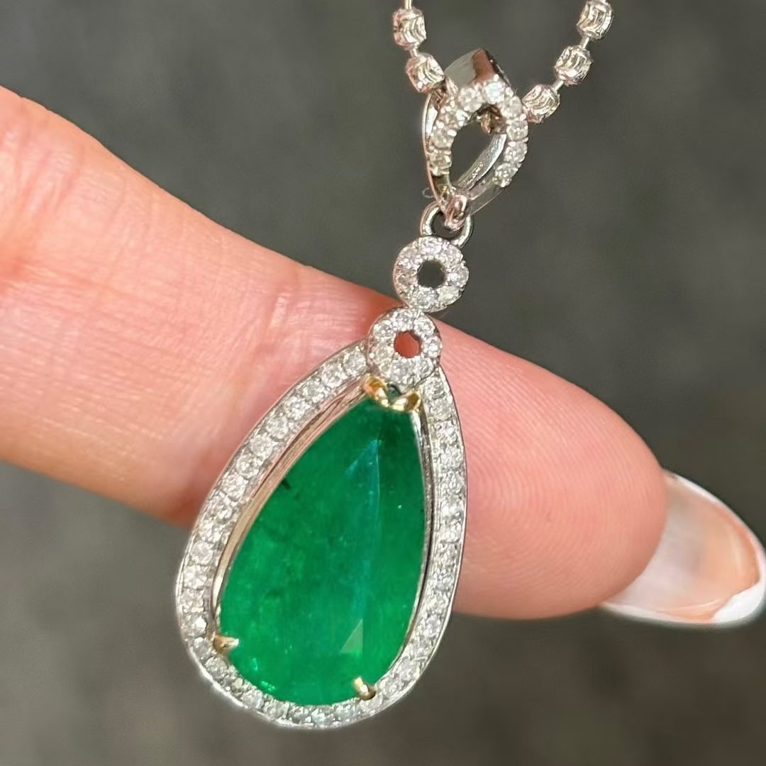 14k Gold 4.46 Ctw Natural Emerald & Diamond Pendant( Without Chain ) - 3