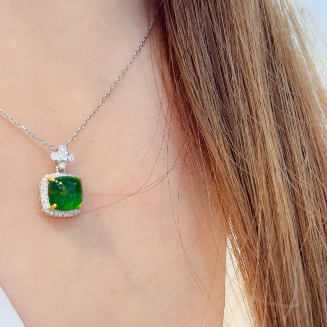 14k Gold 1.7 Ct Natural Emerald & Diamond Pendant( Without Chain ) - 4